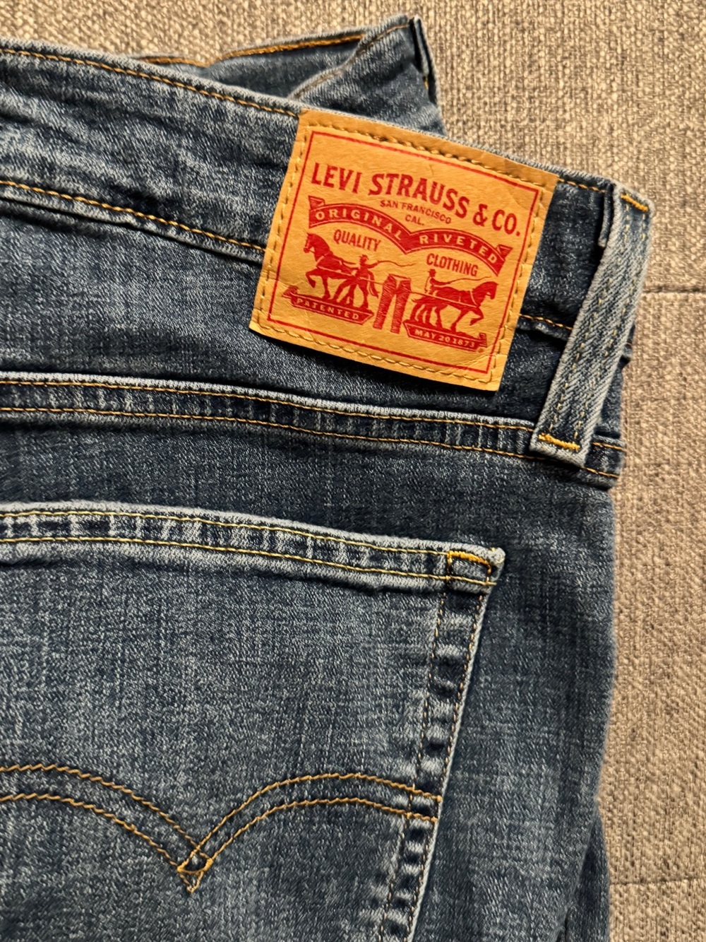 Levi's Ripped Skinny Jeans in Faded Blue - Picture 2 of 2